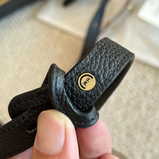 小禾荔枝纹牛皮单肩斜挎包092601 商品图9