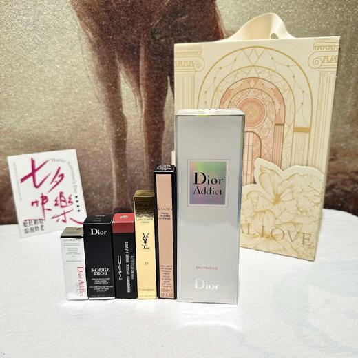 D092664满满的情人节礼物仪式感~魅惑城堡手拎礼盒 商品图6