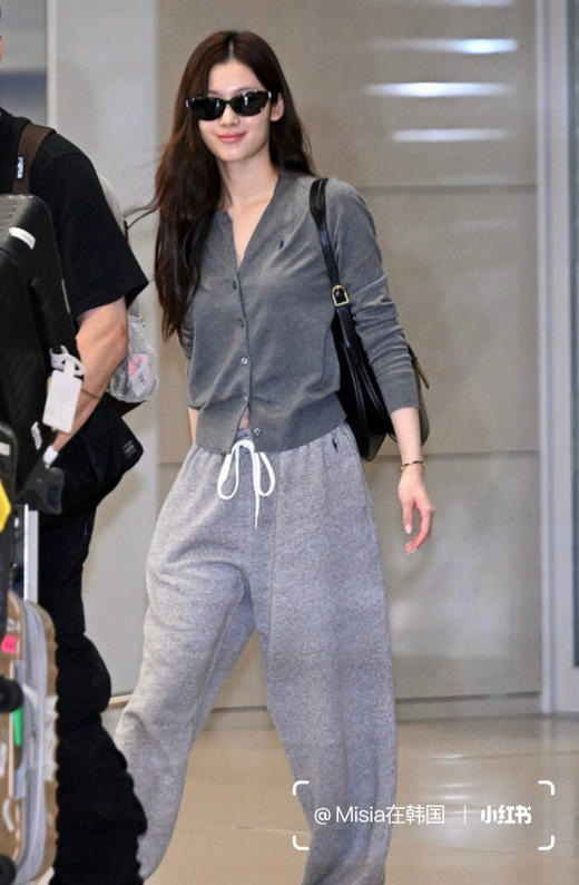 926-1跑量特惠 渠道货 RL小马刺绣 基础圆领 女士开衫 百搭气质单品 商品图0