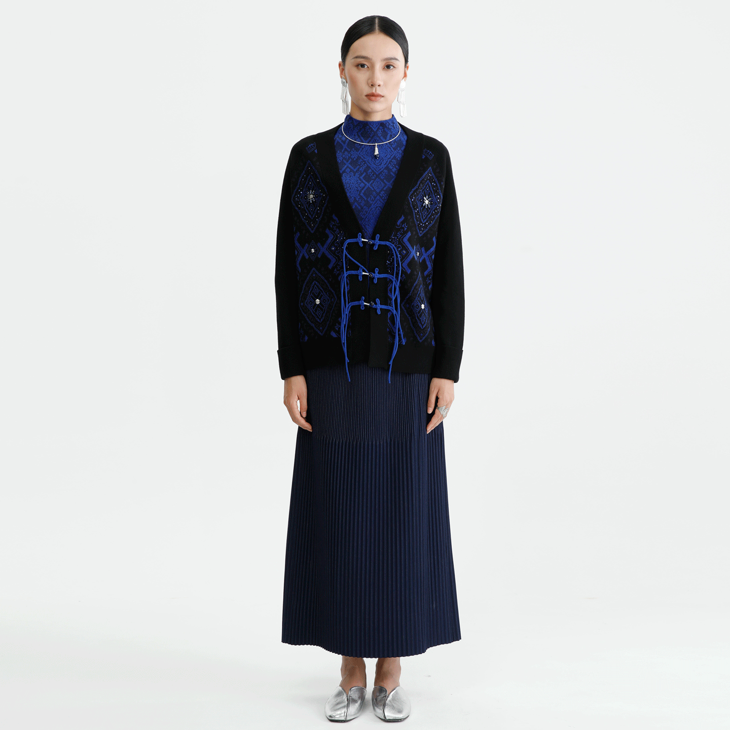 戴布拉芬针织衫L28D381