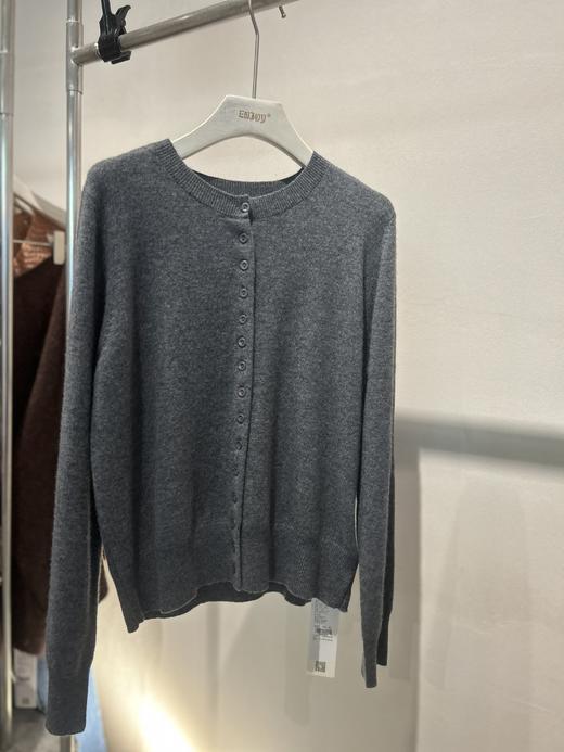 【门店同款】ENJOY秋季“俏皮软语”排扣圆领针织衫 165800014 商品图3