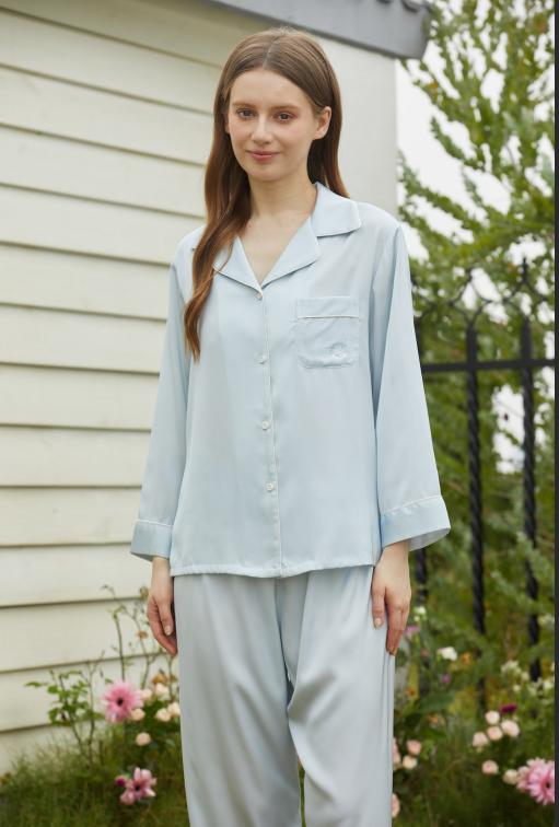 【第二件 0 元｜ 满2件 5 折】【秀黛】女纯色丝质长袖套装女士长袖睡衣家居服L1551026T【门店同款】 商品图0