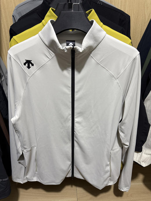 原单正品DESCENTE迪桑特运动外套，颜色：黑色 白色 黄色
尺码：M-2XL 商品图0