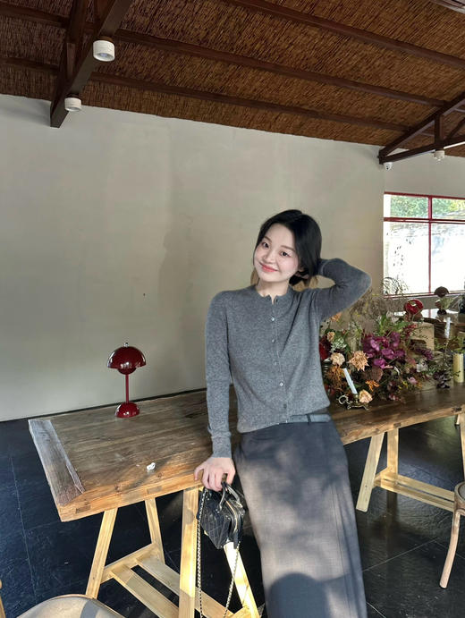 【开放日忙 秒杀价已调 直接拍】返场 江南布衣 纯色高级绵羊毛 针织开衫 商品图2