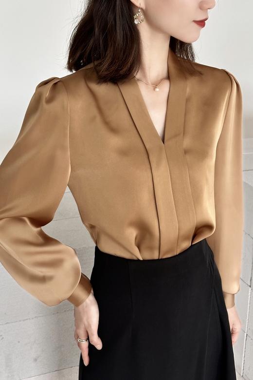 Le Malene 金棕色气质光泽感衬衣上衣 18723 商品图5