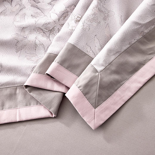 多喜爱 70S云丝缎磨绒床上用品四件套 花汀/素影hl 【优质长绒棉】【云丝缎磨绒】【欧式复古】多款可选 宽边工艺 礼盒包装 商品图10