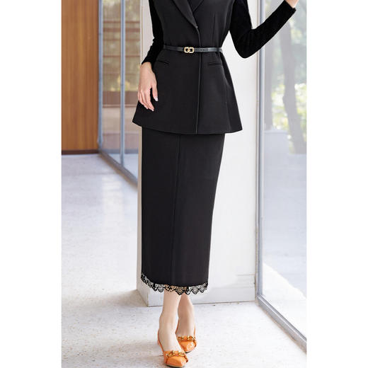 剩S/M/L 米思阳2026春新品优雅通勤风蕾丝拼接半身裙天丝弹力舒适百搭直筒裙子女4757 商品图2