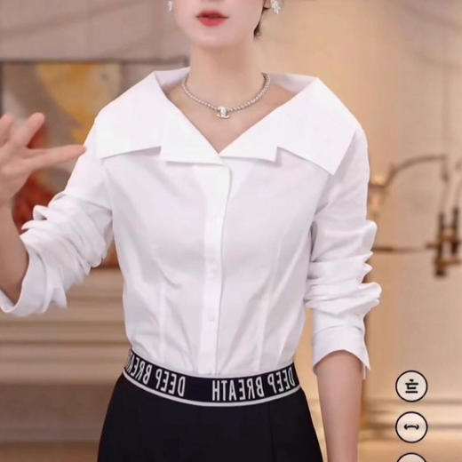 2025春秋季新款女士宽松休闲独特翻领衬衫设计感时尚通勤白色衬衣 商品图1