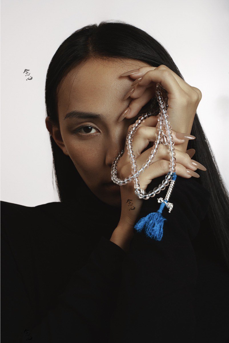 喜马拉雅白水晶念珠（蓝）