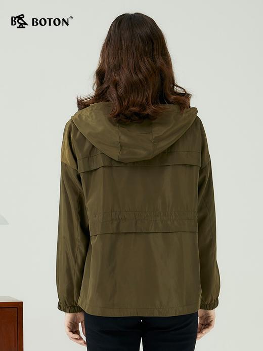 【抗静电防泼水】波顿女士春秋常规款风衣松弛随性宽松连帽款LJ909323 商品图2