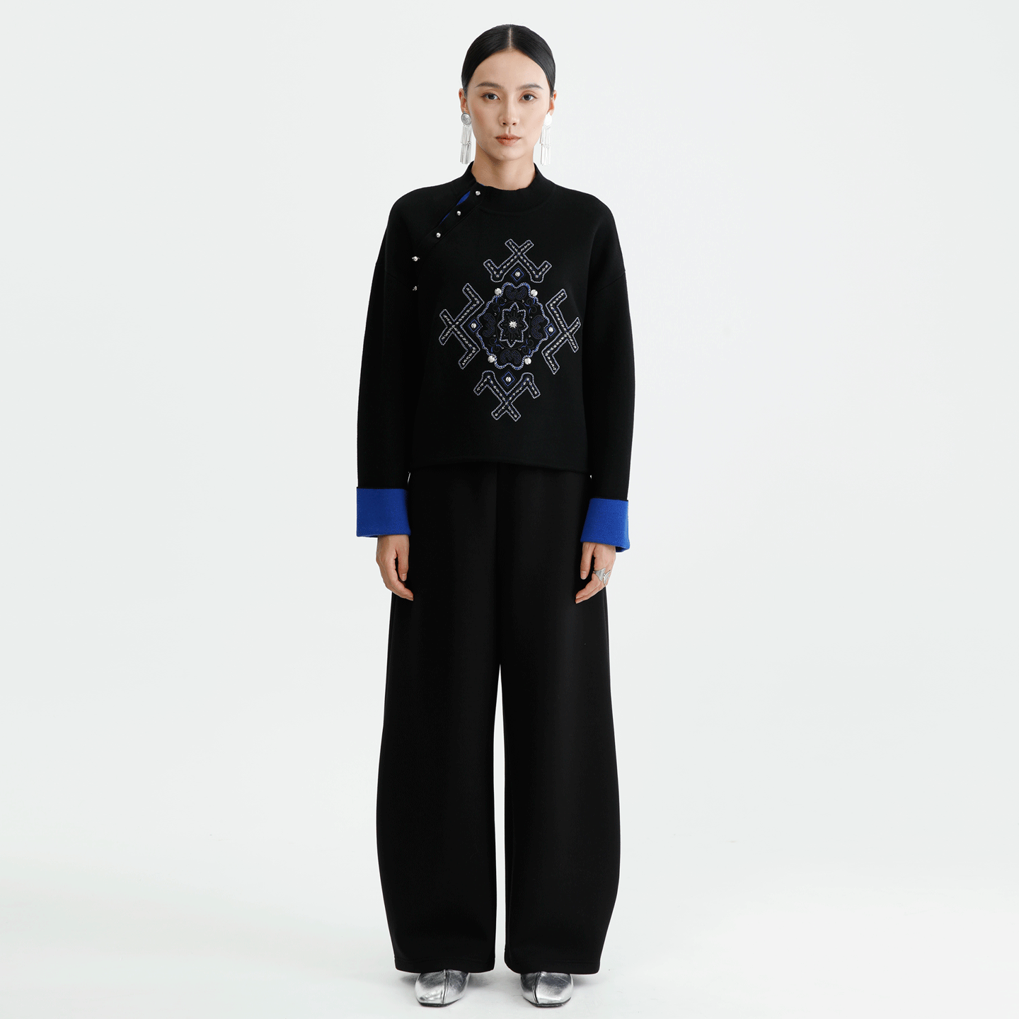 戴布拉芬针织衫L28D380