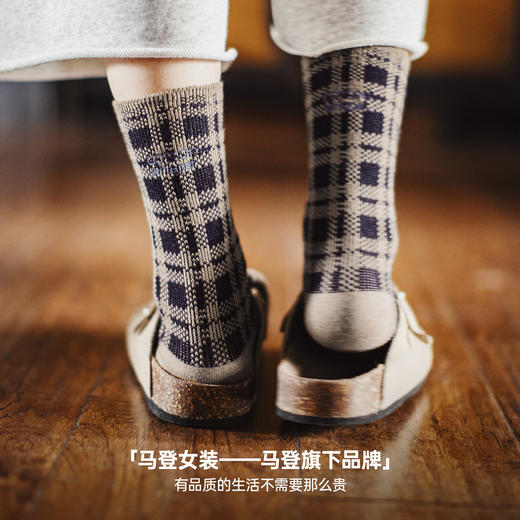 马登美式复古咖色针织刺绣格纹保暖中筒无骨厚堆堆长袜子女士秋冬 商品图4