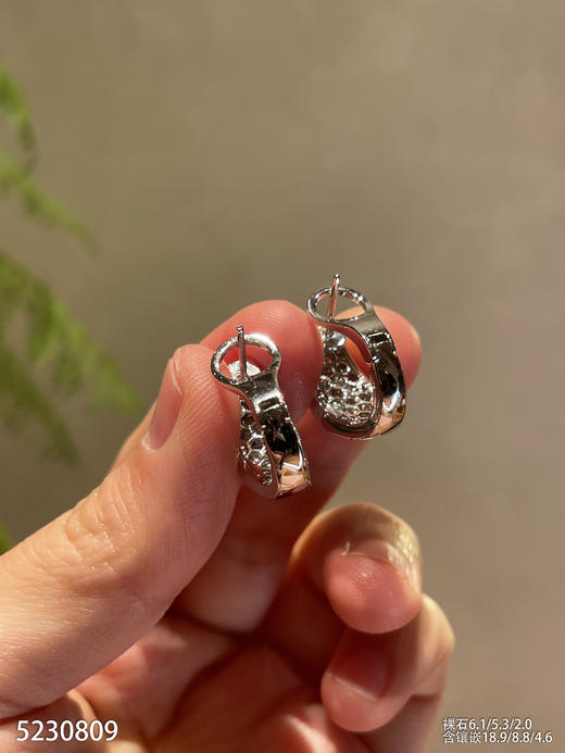 5230809，蛋面耳钉。具体价格微信咨询 商品图2