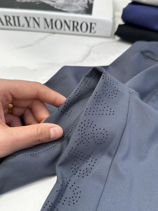 【PAMPA&POP重磅款】口碑超好👍品质超高🔥👊【迪家情侣款半拉链长袖运动衫】  ✅可休闲、可运动、可商务！单穿或者做内搭都很百搭！  ⚠️六个尺码，男女同款，最大可穿200斤❗️ 商品图11