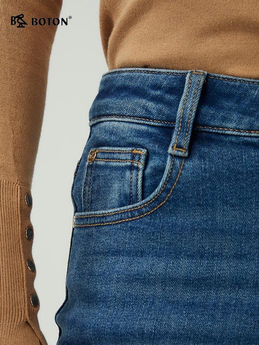 波顿女士秋冬微喇牛仔长裤柔暖百搭加绒弹力修身直筒显瘦款LE303323 商品图4