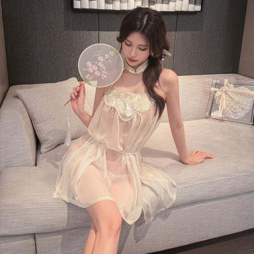 【若隐若现】霏慕 新中式两侧开衩透视睡裙ZY53 商品图3