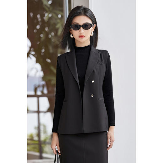 米思阳2026春季新款高级感百搭黑色戗驳领马甲外套女4814 商品图4