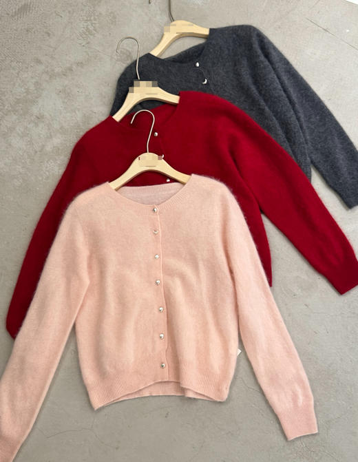 【门店同款】ENJOY冬季“暖冬软糖”拉毛针织开衫 166597417 商品图0