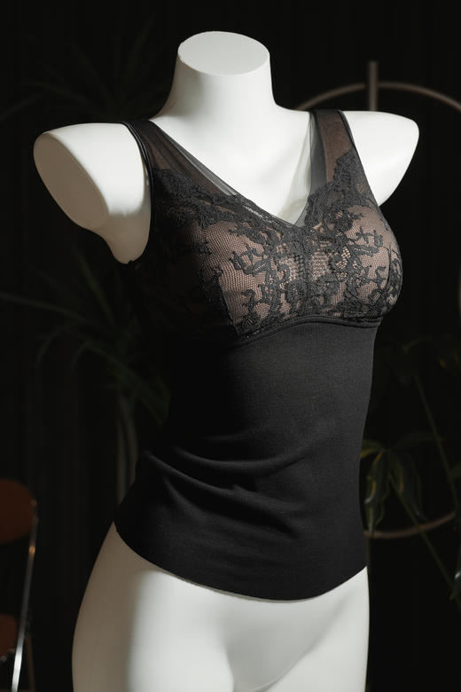 法式蕾丝羊毛保暖背心 V领蕾丝拼接 一体式罩杯 微压塑型 保暖锁温 商品图2