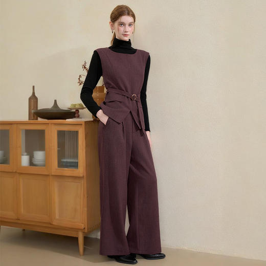 西遇气质高级感通勤套装女秋季新款西装马甲搭阔腿长裤两件套V3355199 商品图4