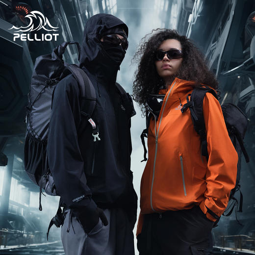 【战舰】伯希和户外硬壳冲锋衣外套男新款防暴雨专业徒步登山服女 商品图0