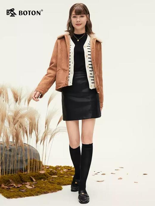波顿女士秋冬 短款外套 柔暖松弛 鹿皮绒羊羔绒宽松款LJ920324 商品图5