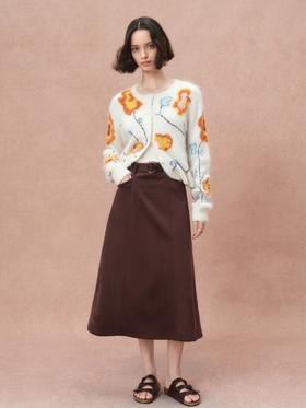 一眼爱上~Fabr*刺绣嵌花圆领针织开衫