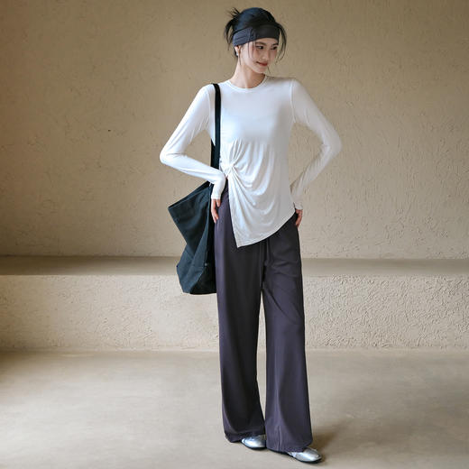 跃牌【周游世界】秋冬新款扭结长袖运动T恤薄款修身显瘦百搭ins风健身服TP0995 商品图4