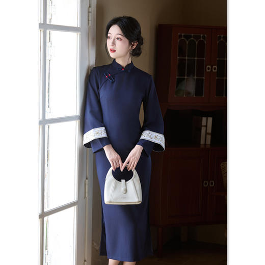 GX纯色时尚改良新中式长款双袖旗袍2025秋新款日常可穿倒大长袖旗袍 商品图0