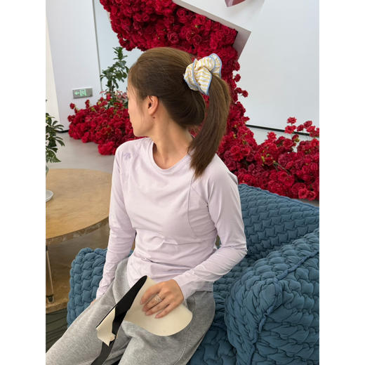 2509412    迪桑* 圆领长袖 运动上衣 商品图4