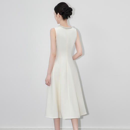 「高货wl」全新升级【铂金会员358/天猫479/差价121】(53545)洛诗琳轻奢重工钉珠连衣裙2025秋季法式赫本风无袖背心裙 商品图2