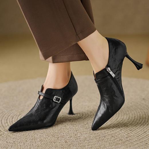 【预售5天】8cm~手抓羊皮细跟V口单鞋女秋季新款真皮尖头气质深口高跟鞋QS&737 商品图3