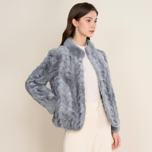 EITIE爱特爱时尚小立领浅蓝色轻奢直筒水貂毛皮草外套2025冬新款D2593907X 商品图3