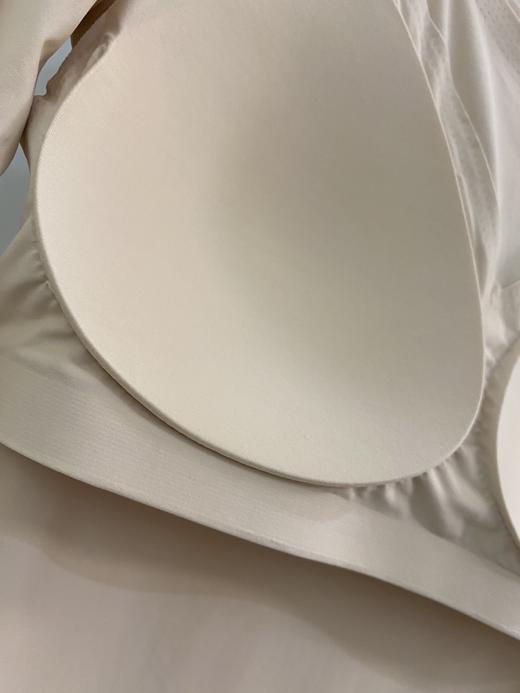 松植屋空气热能基底衣、7A级抗菌、自带罩杯、高弹舒适，贴身不紧绷，不易变形 商品图5