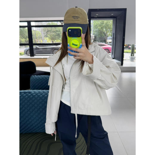 2509413   LU 女外套，25新款 休闲冲锋外套 商品图4