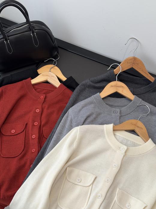 天猫同步【软糯绵羊毛】拉夏贝尔/La Chapelle高级简约双口袋纯色针织开衫女宽松圆领长袖毛衣 商品图7