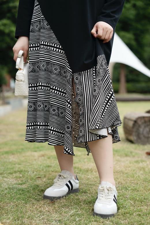 现货，今天秒发！【拼接套头款连衣裙】不显臃肿，非常显瘦！非常有气质！黑色部分面料为100%纯棉，花色拼接部分为聚酯纤维 商品图12