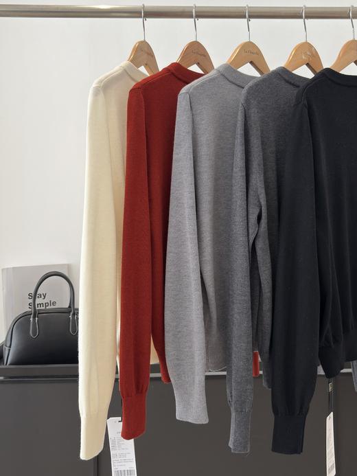 天猫同步【软糯绵羊毛】拉夏贝尔/La Chapelle高级简约双口袋纯色针织开衫女宽松圆领长袖毛衣 商品图9