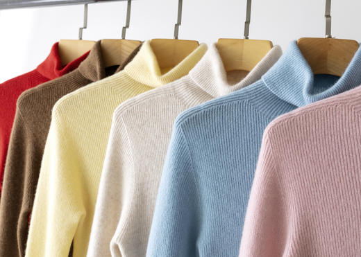 【高品质私服】【无缝羊绒混纺高领坑条长袖】精选了羊绒、羊毛和貉毛这三种顶级材质，做工精致，纹路特别细腻，休闲又日常，上班上学穿都合适YS5806-CC 商品图4