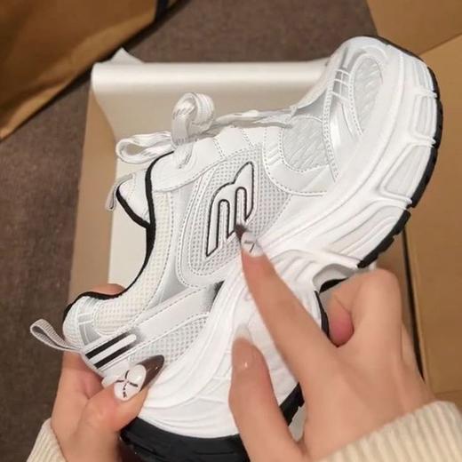 【赵露思同款】老爹鞋女2025年秋季新款厚底增高超软透气轻便运动鞋。ha 商品图3