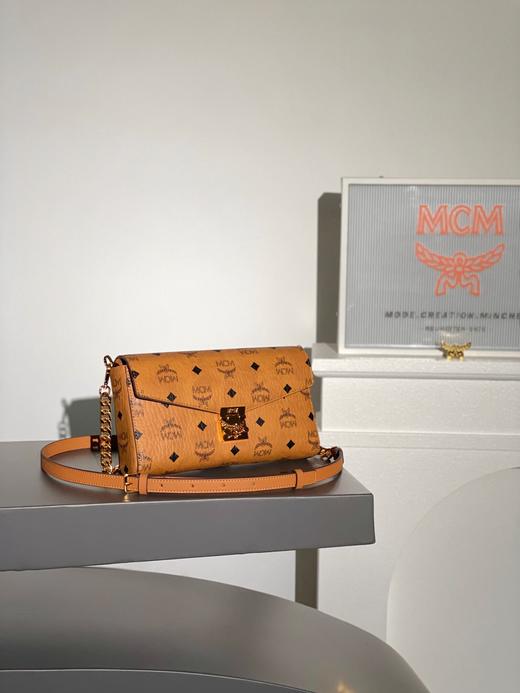 MCM   *老花满印链条包    信封包   女款   棕色（CB） 商品图0