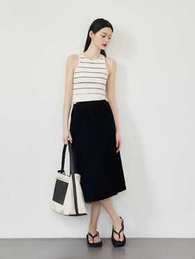【秋新品】黑色简约斜纹后开叉卫裙半裙-喜出