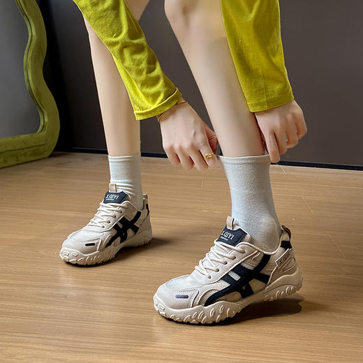 2个款式【轻梵 冰丝网面内增高老爹鞋】冰丝透气科技 双脚自由呼吸 创新冰丝网面材质 打造360循环透气系统 复刻经典老爹鞋廓形 复古拼色设计流畅线条 轻松驾驭潮流街头风格 商品图2