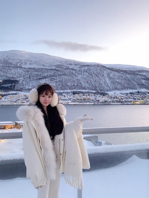 M码 金蘑菇菇 下过雪的特罗姆瑟 小狐狸派克 / D配全狐狸A.JI坎毛内胆 商品图0