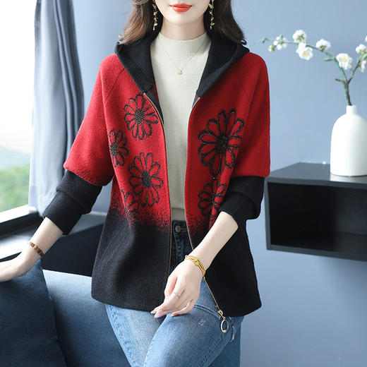 YY-2727-218大码中老年女装毛呢外套2025新款秋冬装时尚妈妈连帽开衫遮肚子 商品图2