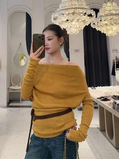 【门店同款】ENJOY秋季“谧色花颂”套袖针织上衣 165643418 商品图0