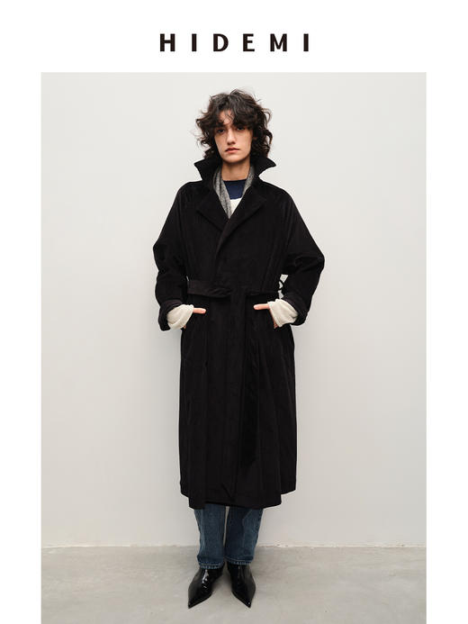 HIDEMI 黑色灯芯绒简约设计感腰带式风衣 商品图0