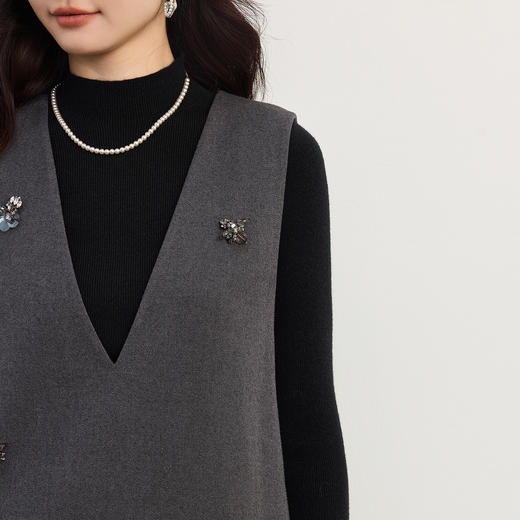 【10/1新品】熙世界千金小香风背心连衣裙女秋季通勤立体花朵无袖V领灰色裙子 商品图4
