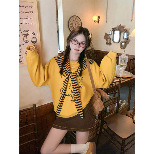 <曾小咸推荐>3.19现货秒杀 ！微信超特价！韩系披肩卫衣 日常169.99 立减80 秒杀89.99！！复古灯芯绒半身裙  秒杀69.99！！ 商品图2