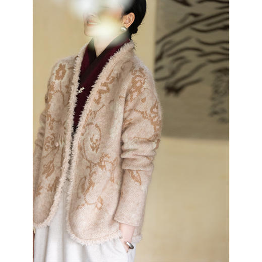 牧衣游原创 提花双色织毛织外套冬软糯轻盈蓬松保暖百搭开衫 言沐 商品图3